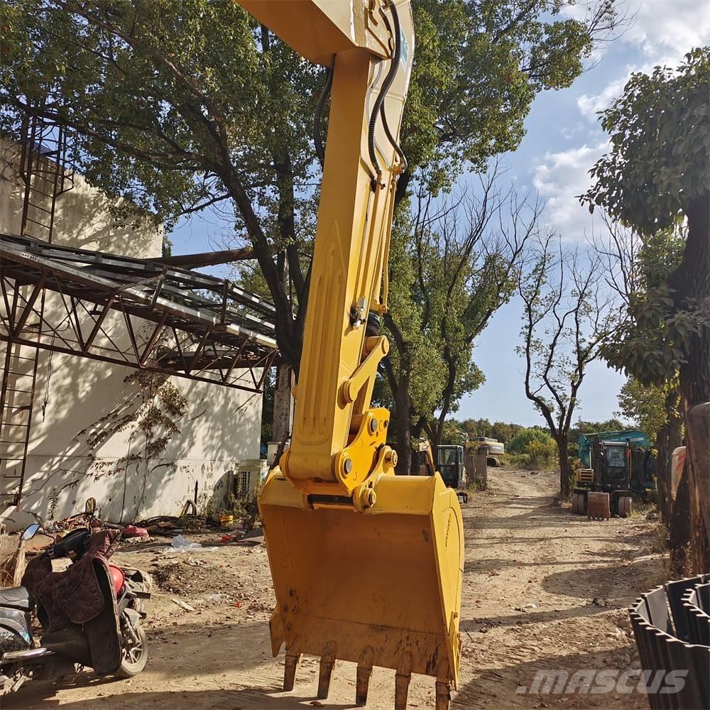 Komatsu PC 240 Bagri goseničarji