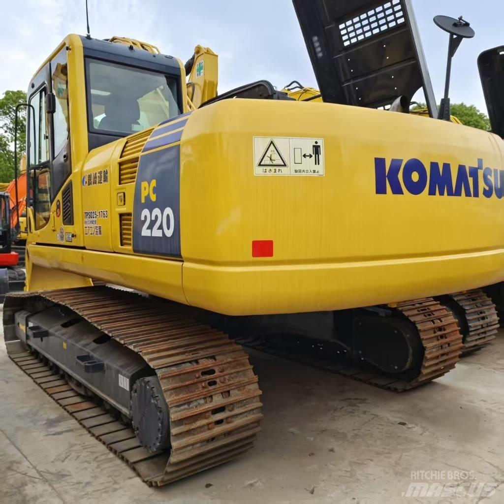 Komatsu PC 220-8 Bagri goseničarji