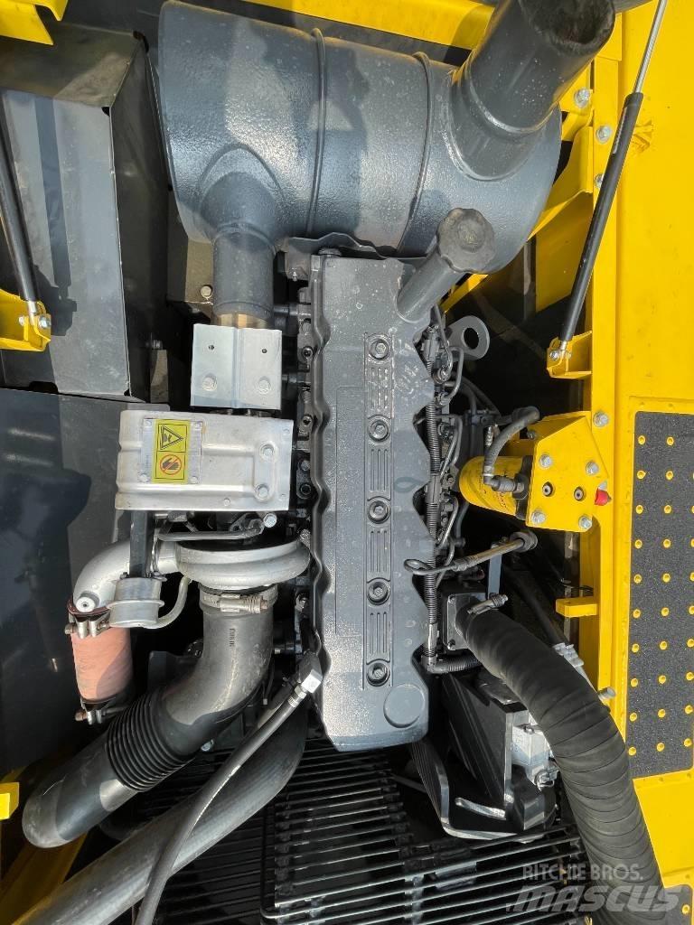 Komatsu PC 220 Bagri goseničarji