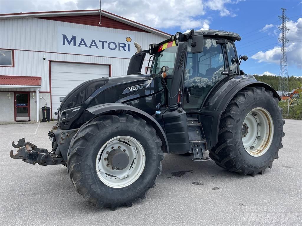 Valtra T234 A Traktorji