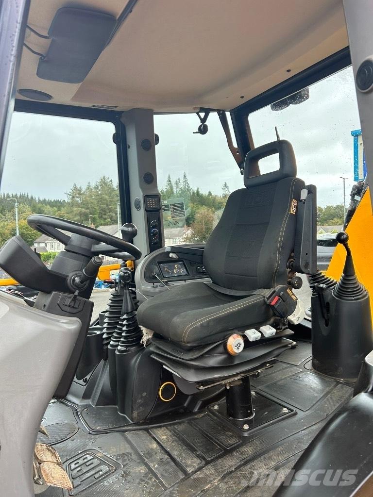 JCB 3CX 81kW / 108 BHP Rovokopači