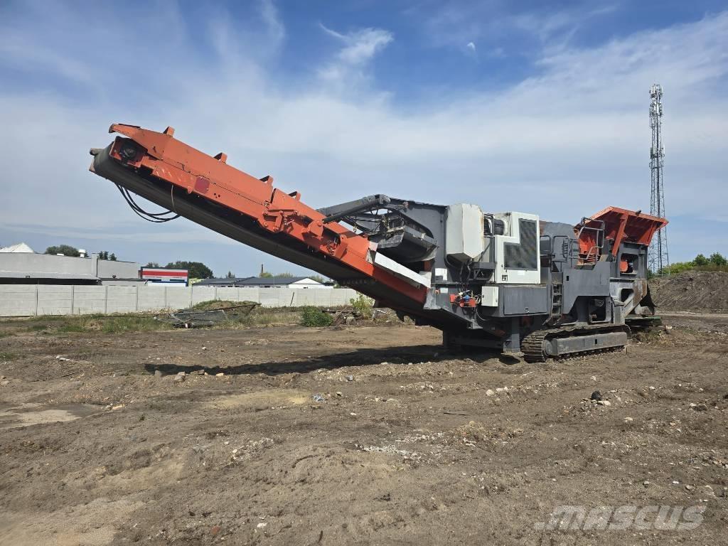 Sandvik QJ 341 Mobilni drobilniki