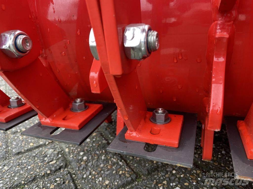 Kuhn HRB303D Medvrstni kultivatorji