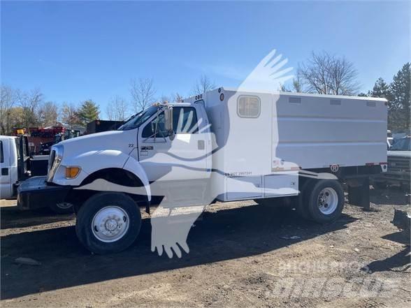 Ford F750 Drugo