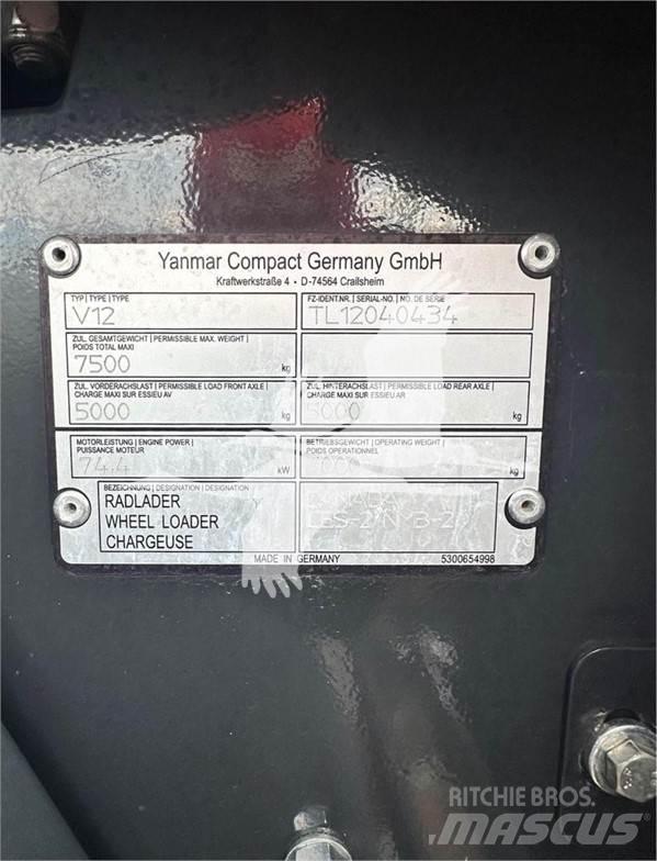 Yanmar V12 Kolesni nakladalci