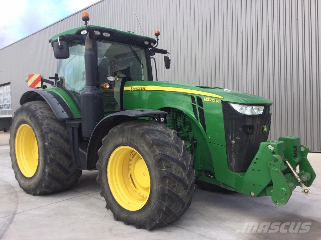 John Deere 8370R Traktorji