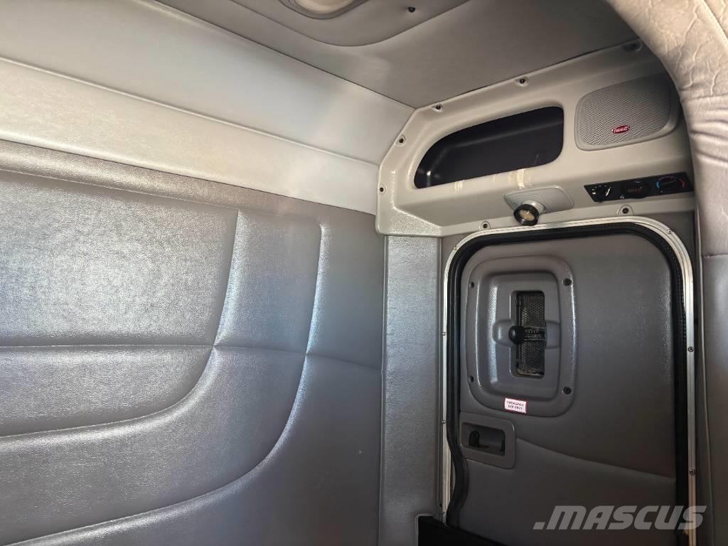 Peterbilt 389 Vlačilci