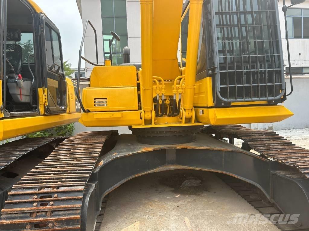 Komatsu PC240LC-8 Bagri goseničarji