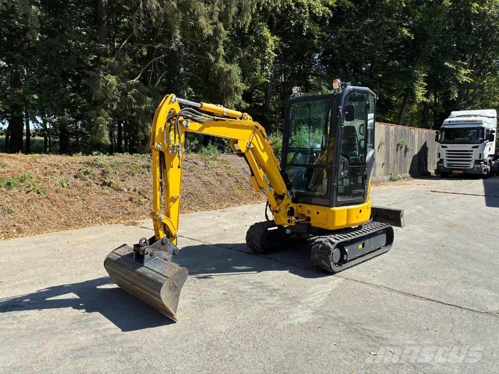 Komatsu PC26MR-5 Mini bagri <7t