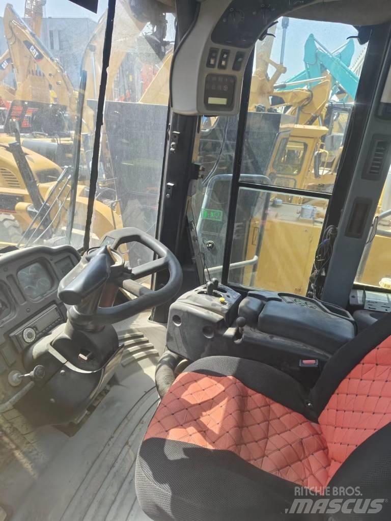 CAT 980 G Kolesni nakladalci
