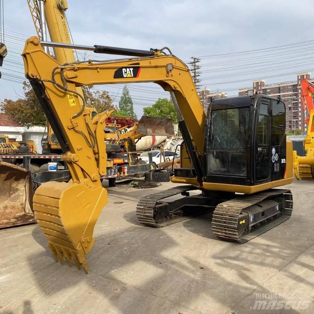 CAT 307 Mini bagri <7t