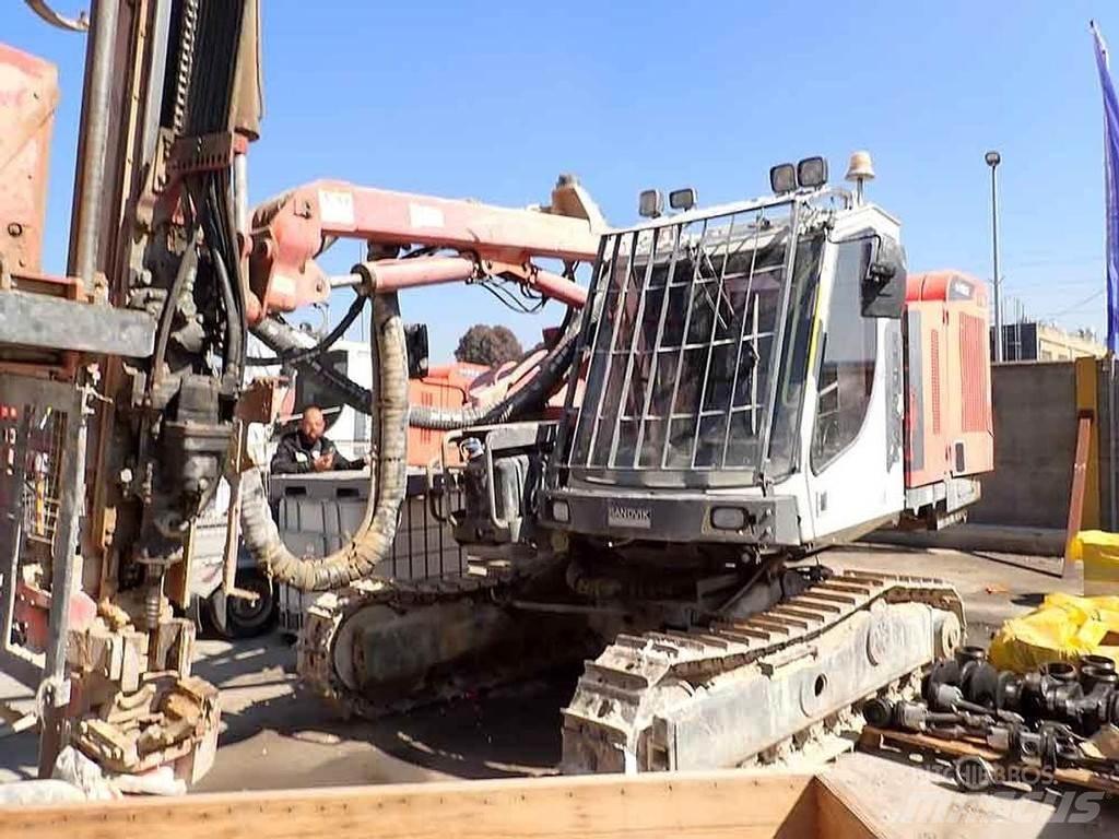 Sandvik DX800 Terenske vrtalne naprave