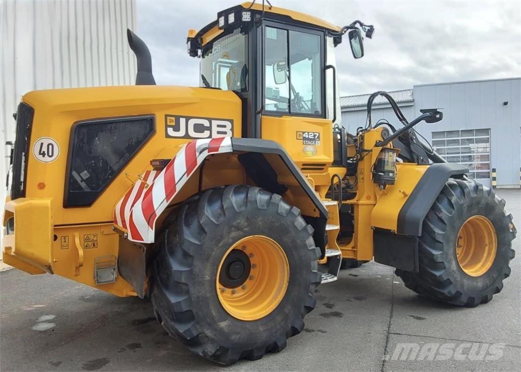 JCB 427 AGRI Kolesni nakladalci