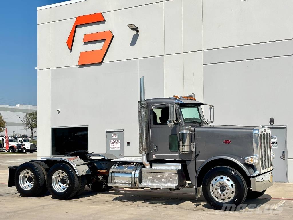 Peterbilt 389 Vlačilci