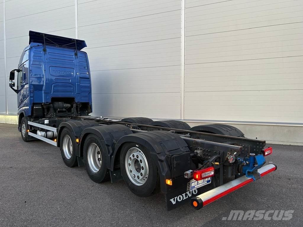 Volvo FH Tovornjaki-šasije