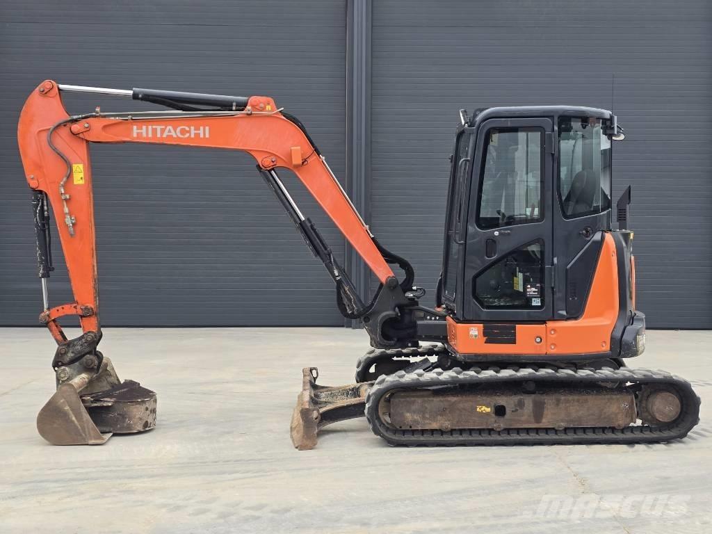 Hitachi ZX55U-5A CLR Mini bagri <7t