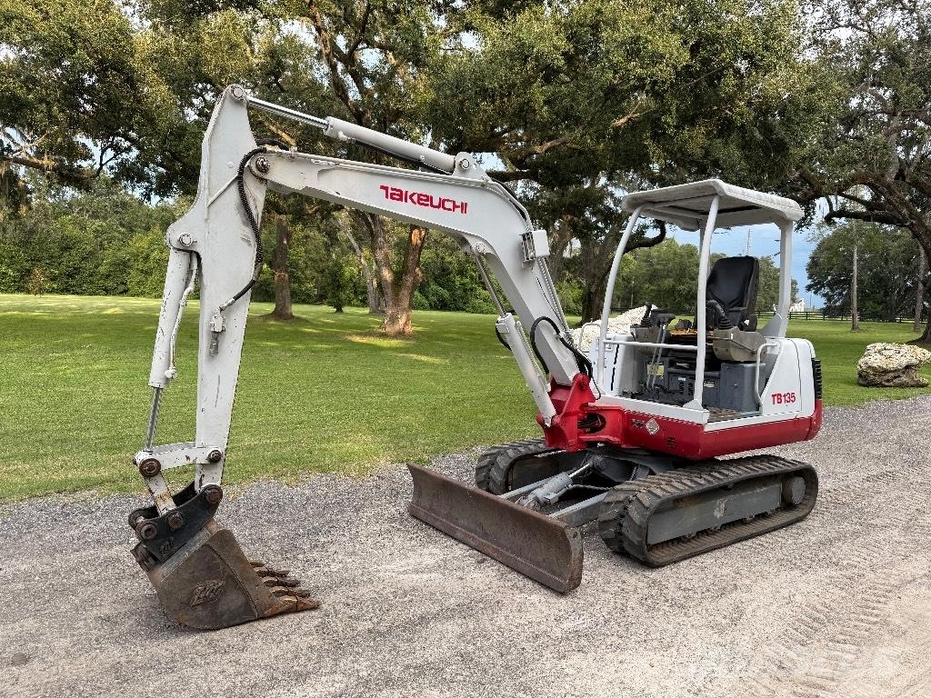 Takeuchi TB 135 Mini bagri <7t