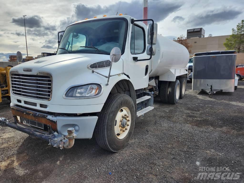 Freightliner M2-106 Tovornjaki za vodo