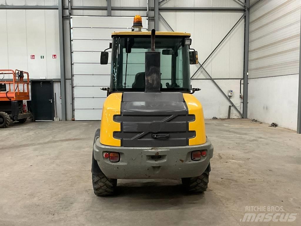 Volvo L 25 F Kolesni nakladalci