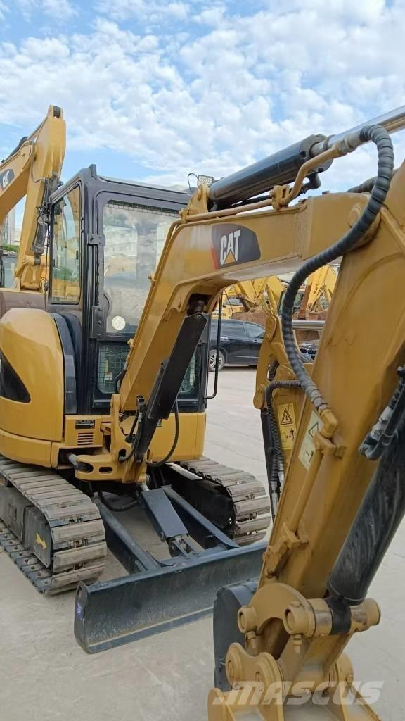 CAT CAT302D Bagri goseničarji