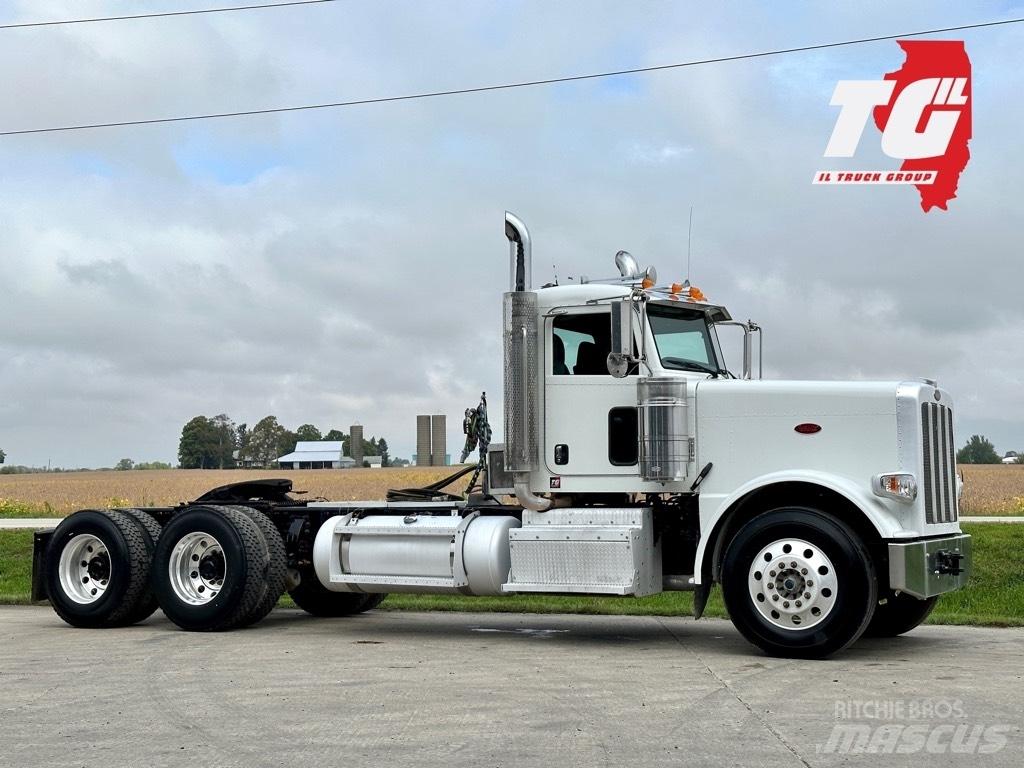 Peterbilt 388 Vlačilci