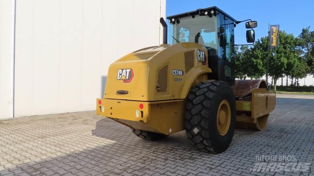 CAT CS74B Enojni valjarji