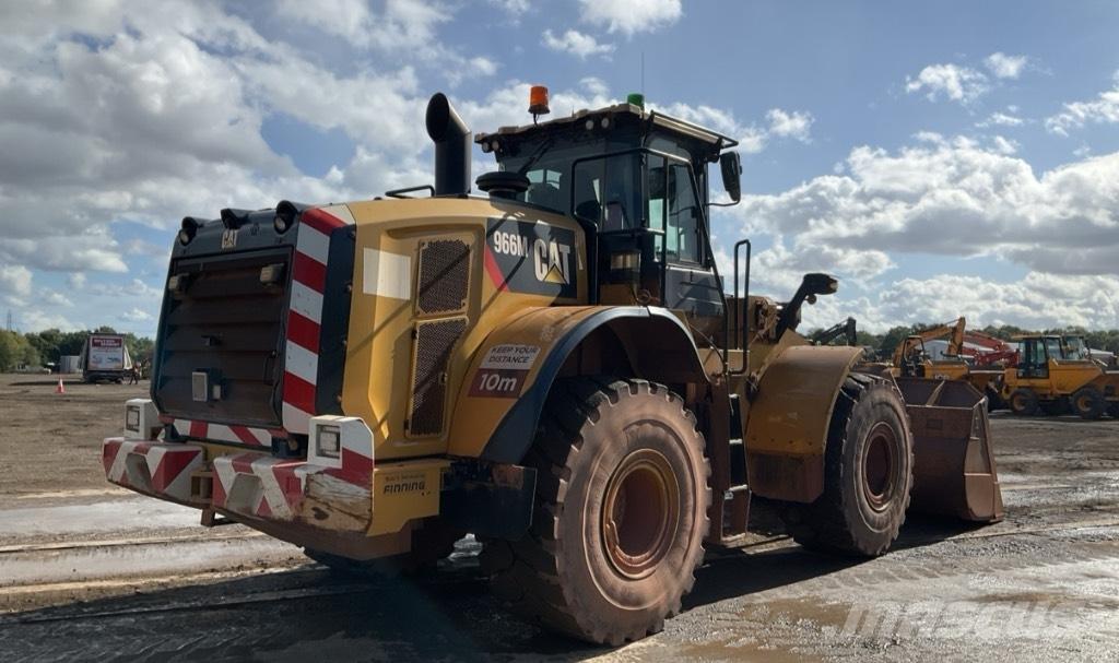 CAT 966 M Kolesni nakladalci