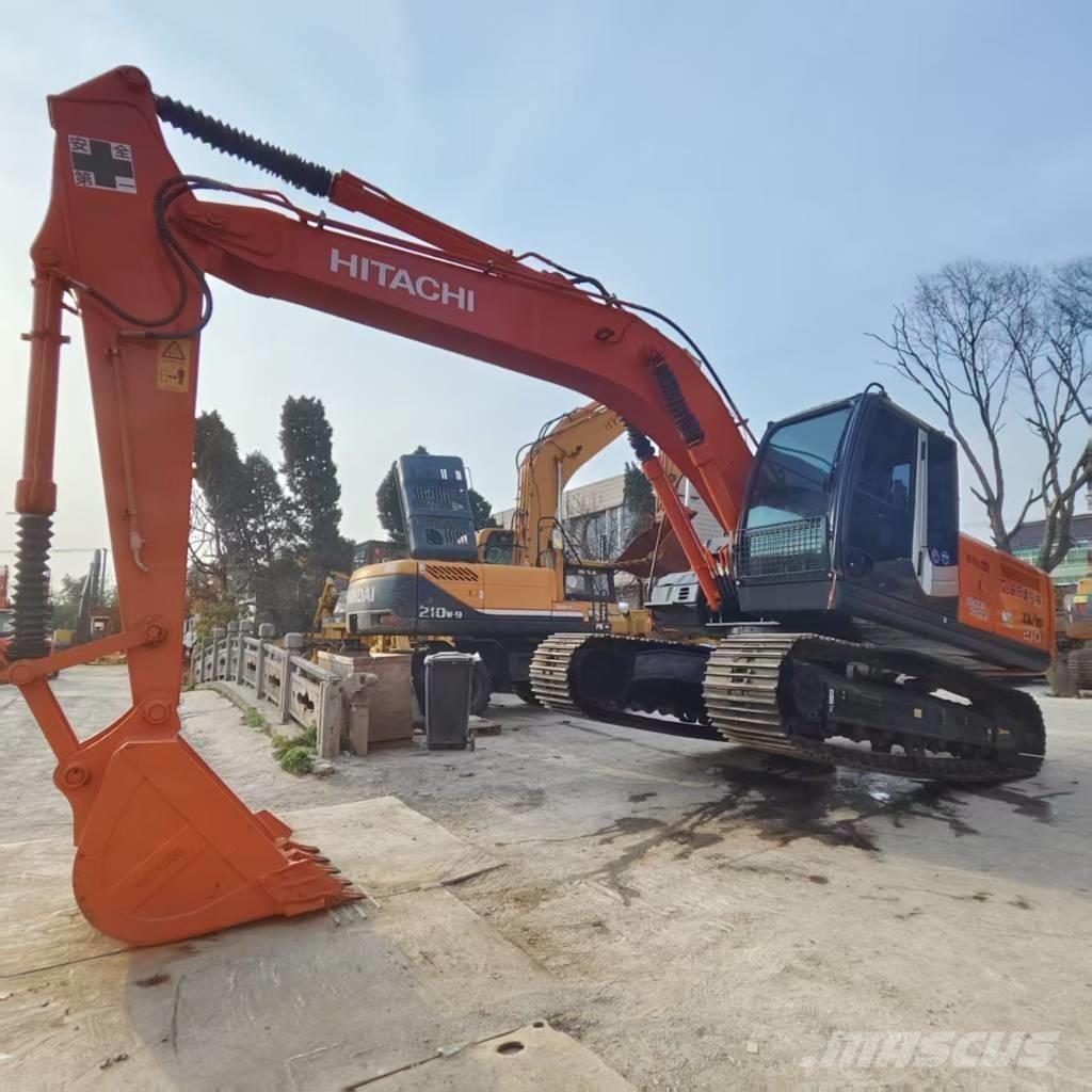 Hitachi ZX 210 Bagri goseničarji