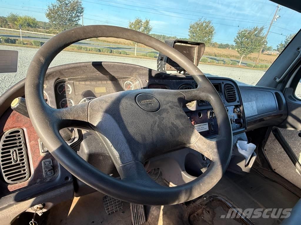 Freightliner M2 Komunalni tovornjaki