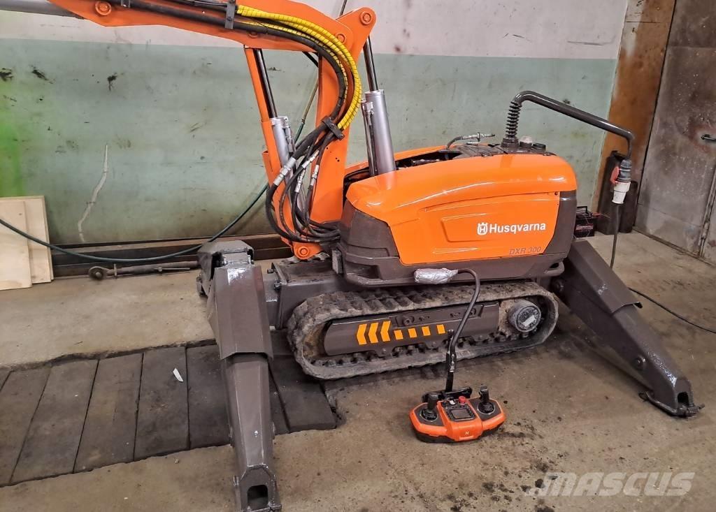Husqvarna DXR 300 Mini bagri <7t