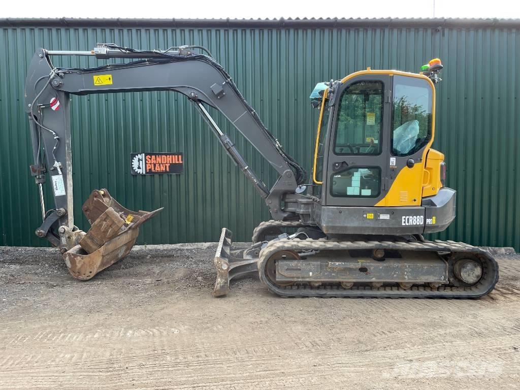 Volvo ECR 88 D PRO Midi bagri 7t – 12t