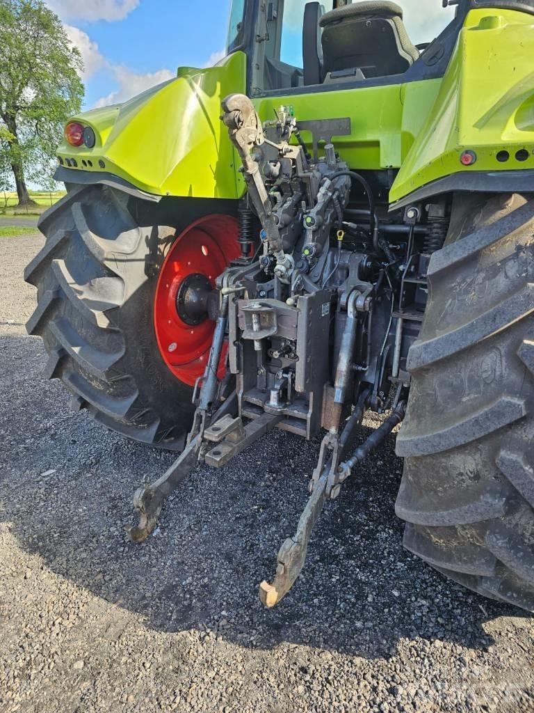 CLAAS ARION 630 CIS Traktorji