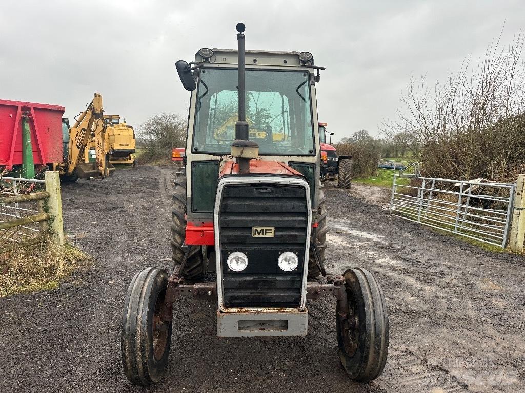 Massey Ferguson 690 Traktorji