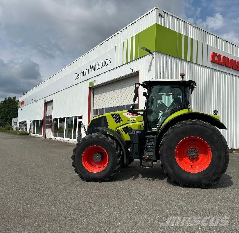 CLAAS Axion 870 Traktorji