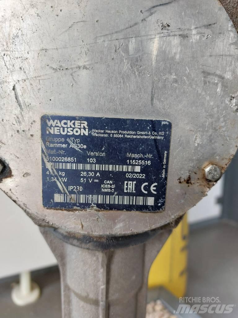Wacker Neuson AS30e Vibro nabijači