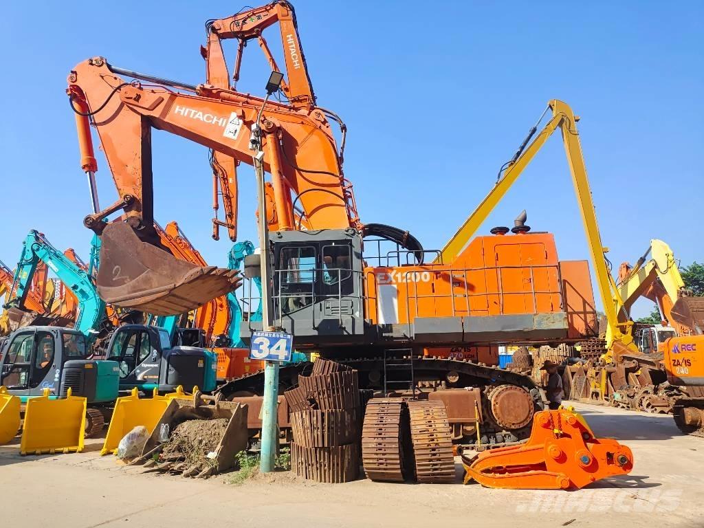Hitachi EX 1200-6 Bagri goseničarji