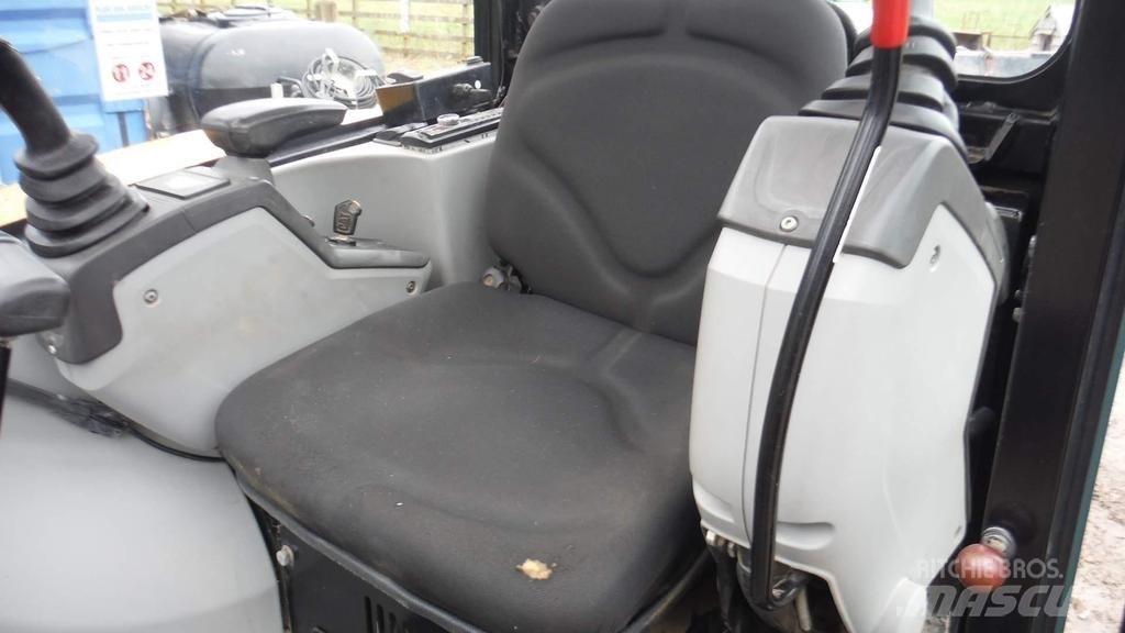 CAT 302.7 D CR Mini bagri <7t