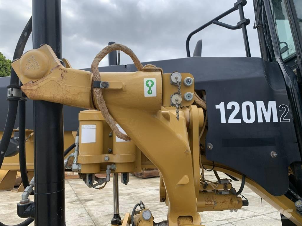 CAT 120 M 2 Grederji