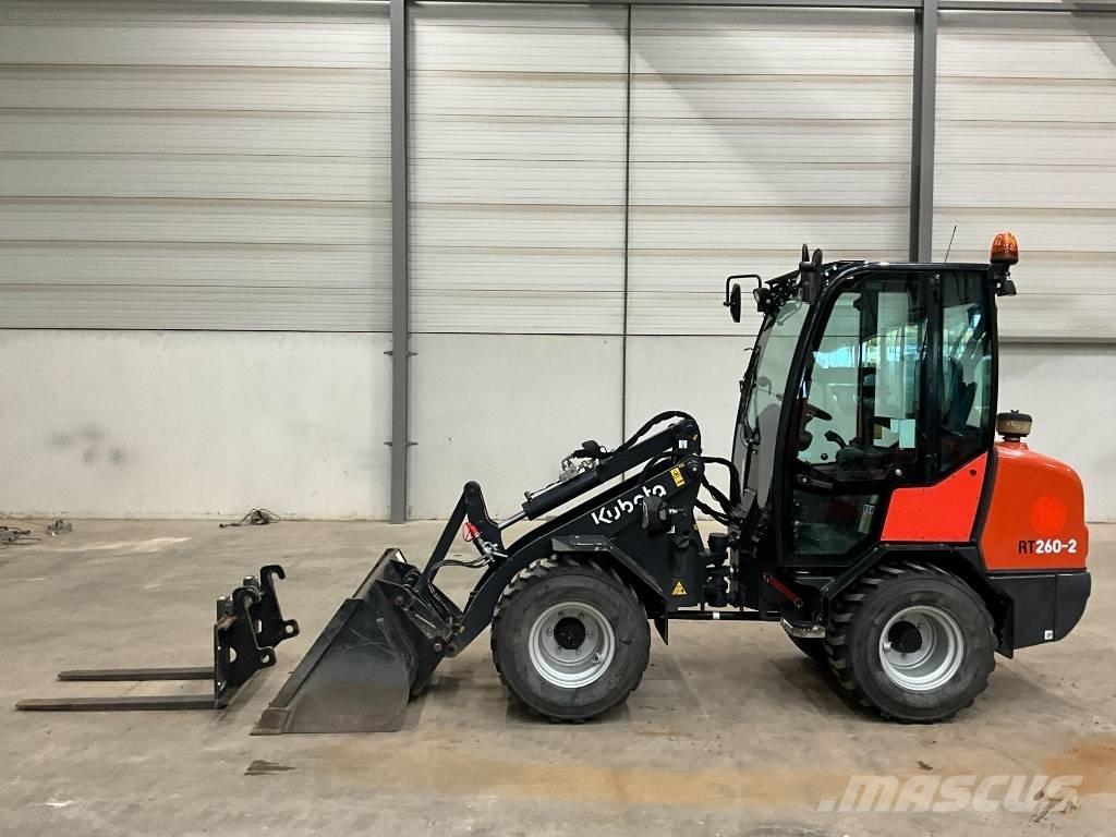 Kubota RT 260-2 Kolesni nakladalci