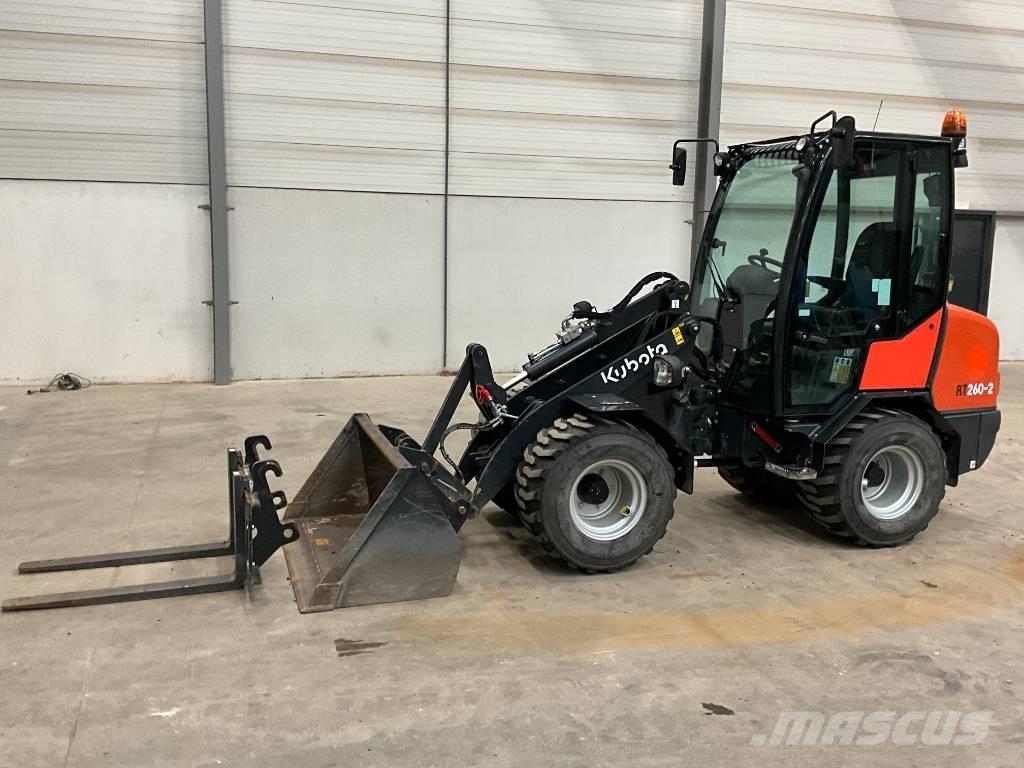 Kubota RT 260-2 Kolesni nakladalci