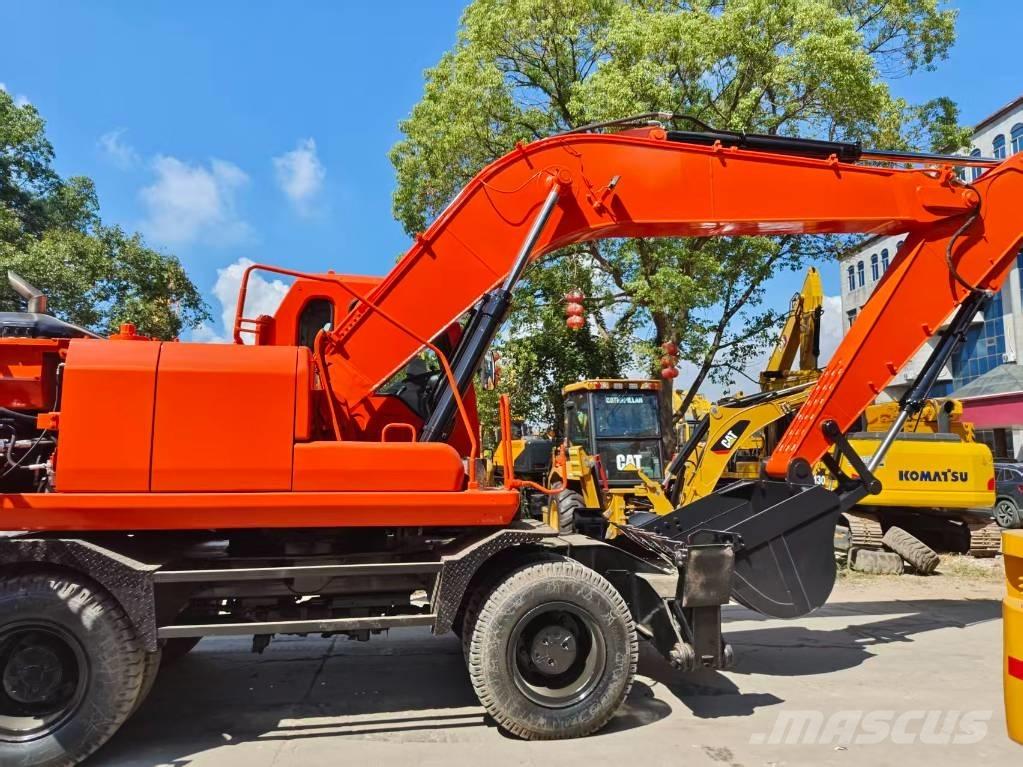 Doosan DH 210 W-7 Bagri na kolesih