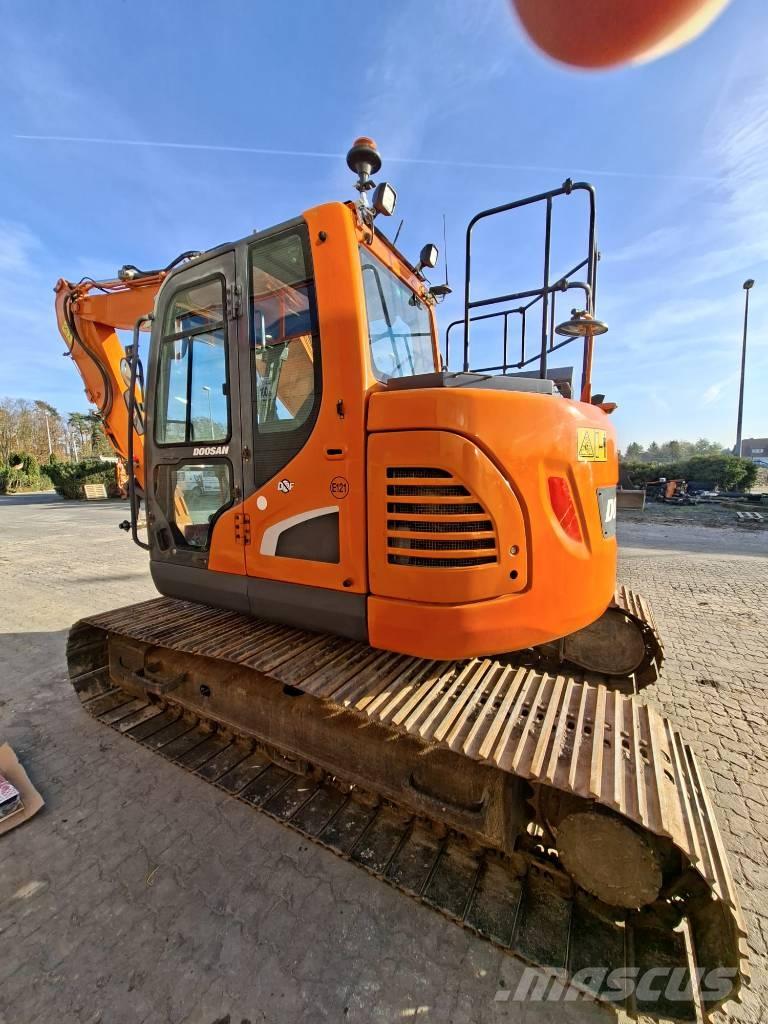 Doosan DX 140 LCR Bagri goseničarji