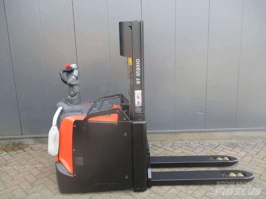 Toyota SPE 200D Ročni električni viličar