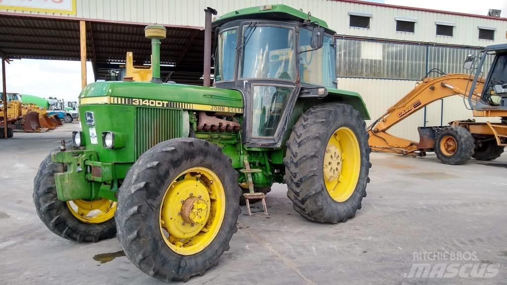 John Deere 3140 DT Traktorji