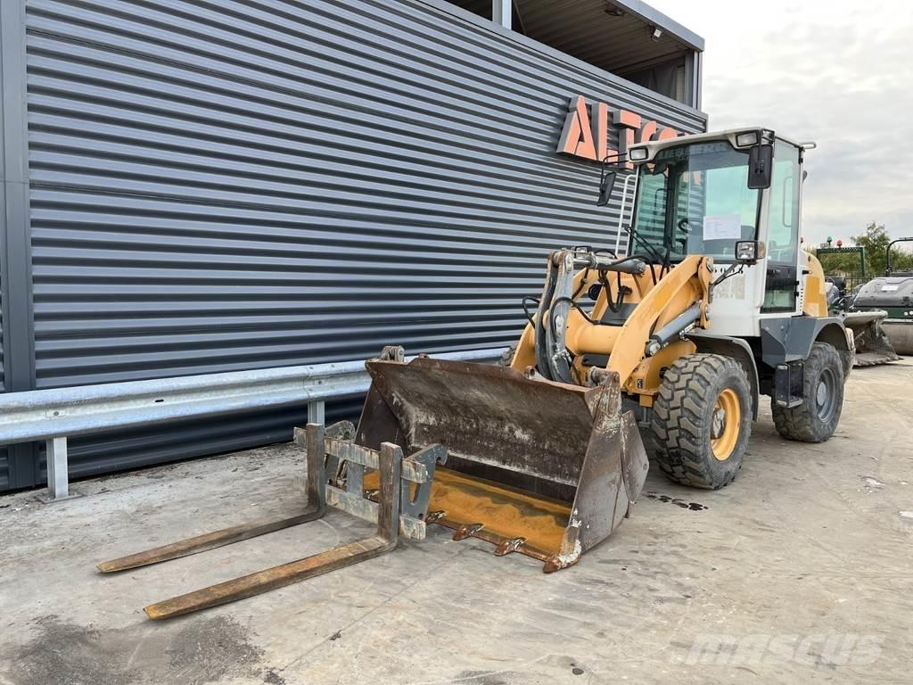 Liebherr L 506 Kolesni nakladalci