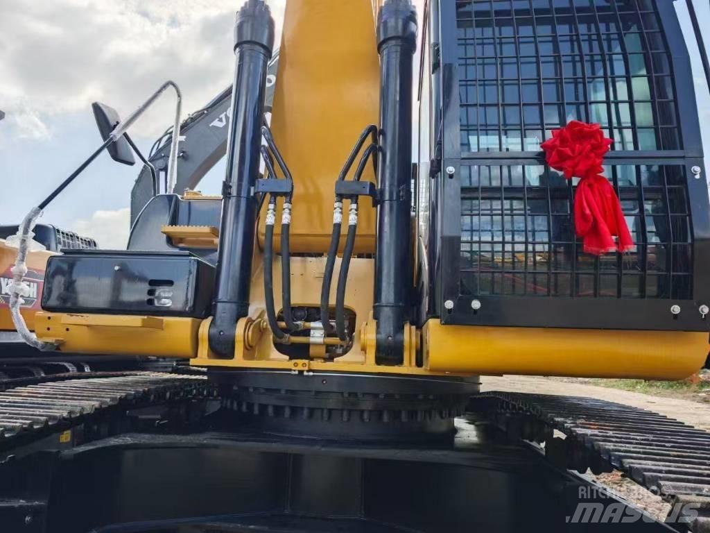 CAT 330 Bagri goseničarji