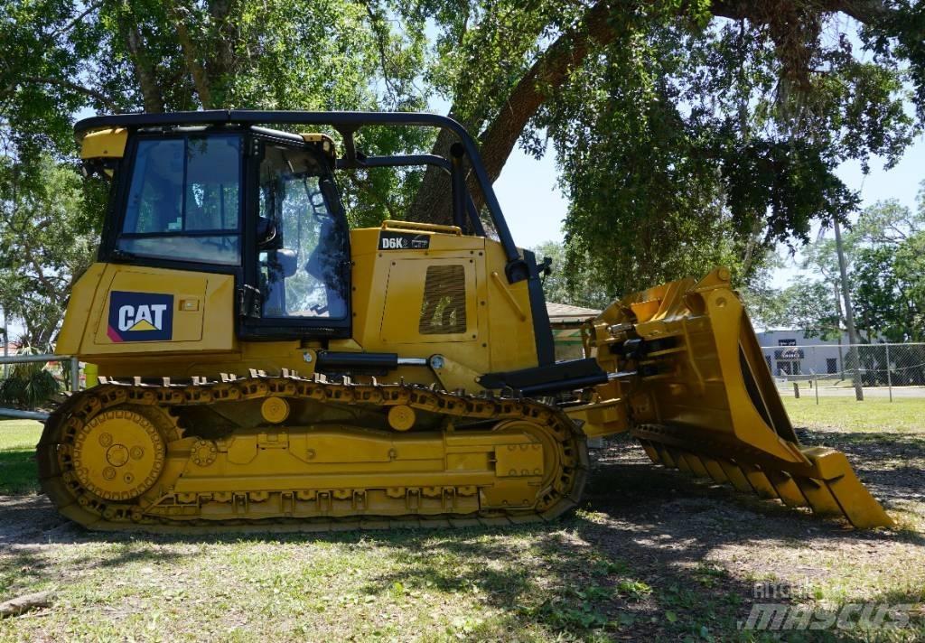 CAT D 6 K 2 LGP Buldožerji goseničarji