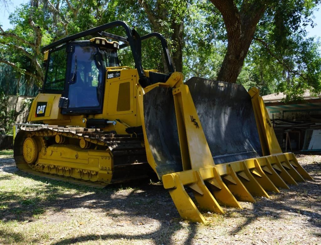 CAT D 6 K 2 LGP Buldožerji goseničarji