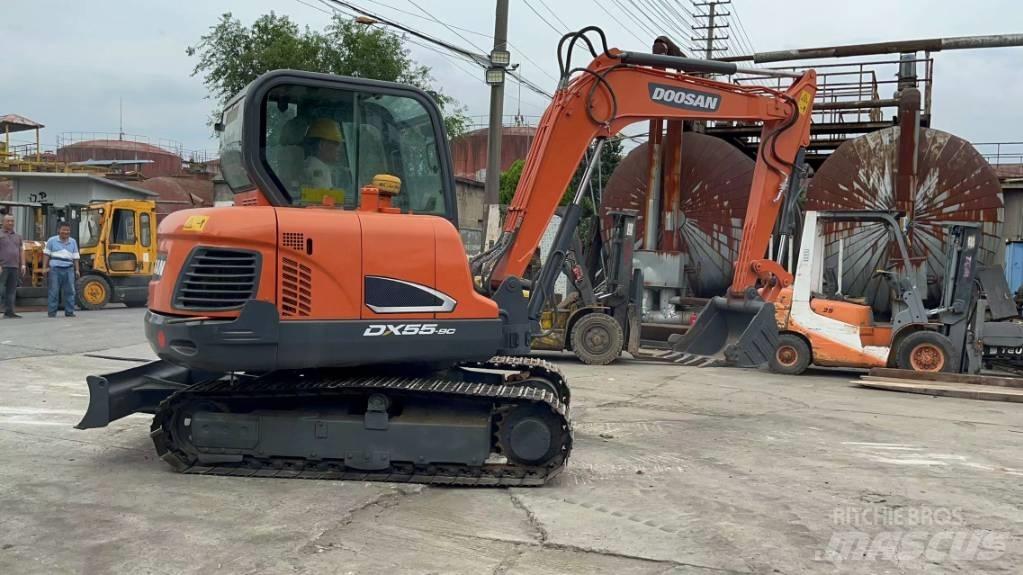 Doosan DX 55 Mini bagri <7t