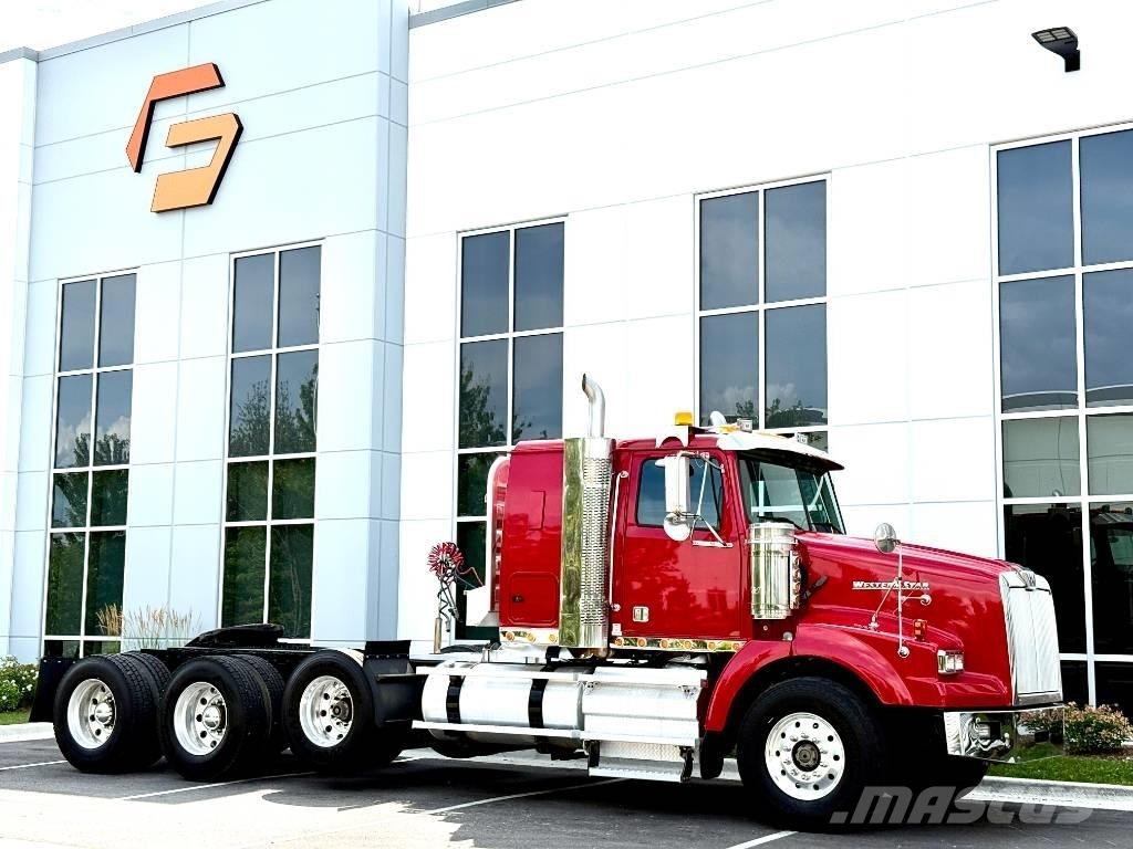 Western Star 4900 SB Vlačilci